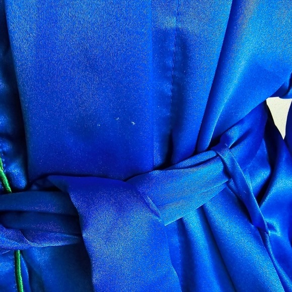 Victoria's Secret Royal Blue Satin Robe Pink Trim Small - Picture 6 of 8